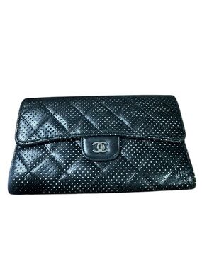 CHANEL Black Flap Quilted Wallet